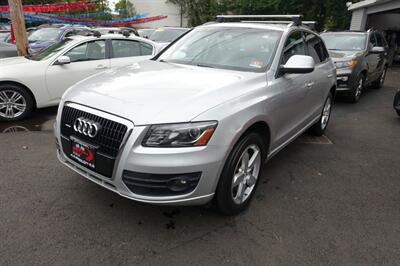 2010 Audi Q5 3.2 quattro Premium   - Photo 1 - Newark, NJ 07104