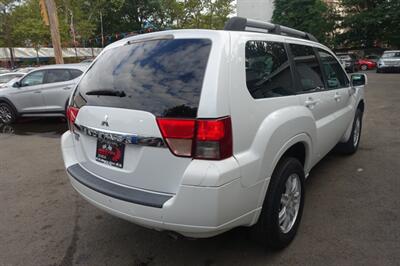2011 Mitsubishi Endeavor LS   - Photo 8 - Newark, NJ 07104