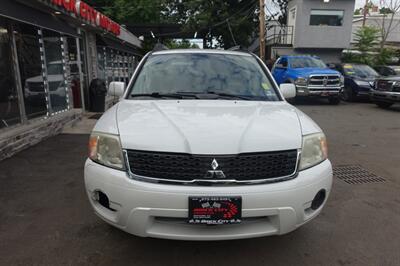 2011 Mitsubishi Endeavor LS   - Photo 2 - Newark, NJ 07104