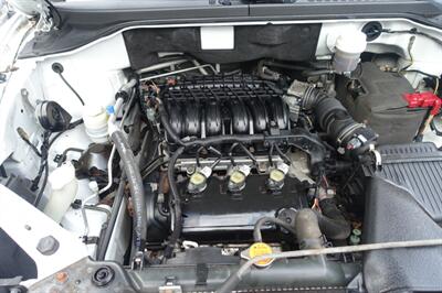 2011 Mitsubishi Endeavor LS   - Photo 25 - Newark, NJ 07104