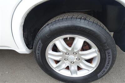 2011 Mitsubishi Endeavor LS   - Photo 21 - Newark, NJ 07104
