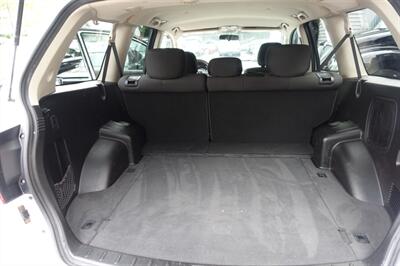 2011 Mitsubishi Endeavor LS   - Photo 14 - Newark, NJ 07104