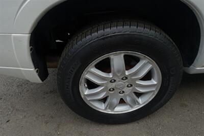2011 Mitsubishi Endeavor LS   - Photo 19 - Newark, NJ 07104