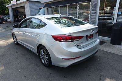 2018 Hyundai ELANTRA Limited - Photo 6 - Newark, NJ 07104