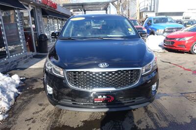 2015 Kia Sedona SX   - Photo 2 - Newark, NJ 07104