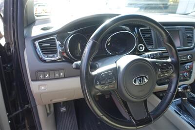 2015 Kia Sedona SX   - Photo 20 - Newark, NJ 07104