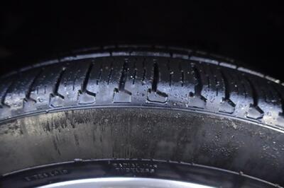 2010 Cadillac Escalade   - Photo 24 - Newark, NJ 07104