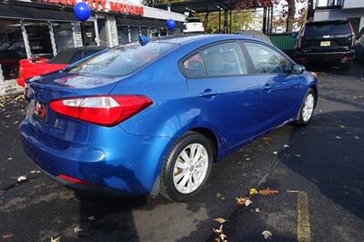 2014 Kia Forte LX   - Photo 8 - Newark, NJ 07104