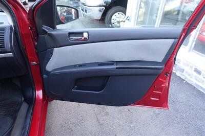 2010 Nissan Sentra 2.0 SL - Photo 15 - Newark, NJ 07104