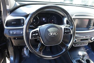 2019 Kia Sorento LX V6   - Photo 27 - Newark, NJ 07104