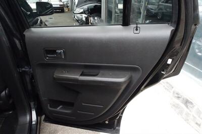 2010 Ford Edge SEL   - Photo 17 - Newark, NJ 07104