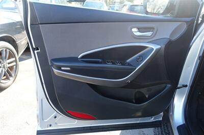 2015 Hyundai SANTA FE Sport 2.4L   - Photo 10 - Newark, NJ 07104