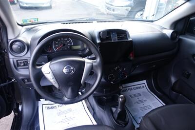 2017 Nissan Versa 1.6 S - Photo 17 - Newark, NJ 07104