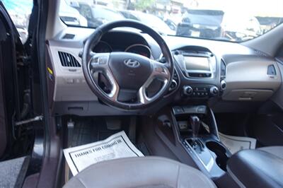 2011 Hyundai TUCSON GLS   - Photo 13 - Newark, NJ 07104