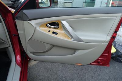 2007 Toyota Camry XLE V6   - Photo 15 - Newark, NJ 07104