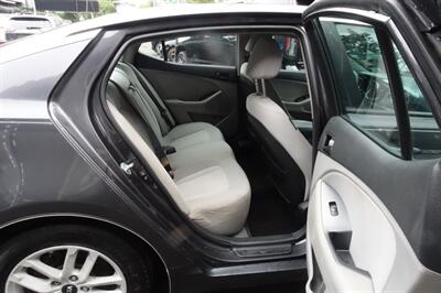 2011 Kia Optima LX   - Photo 16 - Newark, NJ 07104