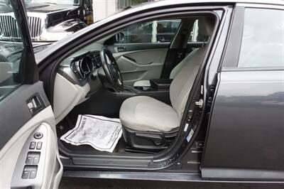 2011 Kia Optima LX   - Photo 9 - Newark, NJ 07104