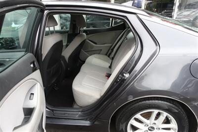 2011 Kia Optima LX   - Photo 11 - Newark, NJ 07104