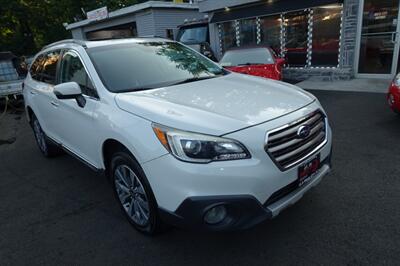 2017 Subaru Outback 3.6R Touring   - Photo 3 - Newark, NJ 07104