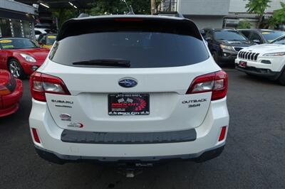 2017 Subaru Outback 3.6R Touring   - Photo 7 - Newark, NJ 07104