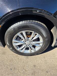2021 Cadillac XT5 Premium Luxury   - Photo 10 - Newark, NJ 07104