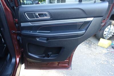 2016 Ford Explorer Sport   - Photo 18 - Newark, NJ 07104