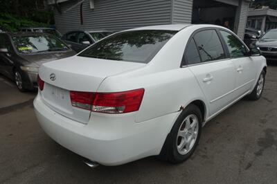 2006 Hyundai SONATA LX - Photo 8 - Newark, NJ 07104