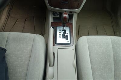 2006 Hyundai SONATA LX - Photo 19 - Newark, NJ 07104