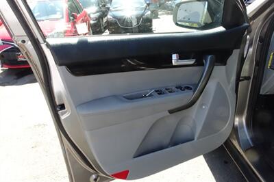 2014 Kia Sorento LX   - Photo 10 - Newark, NJ 07104