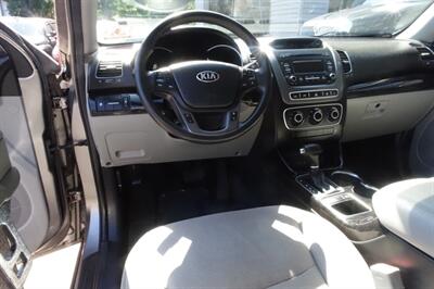 2014 Kia Sorento LX   - Photo 13 - Newark, NJ 07104