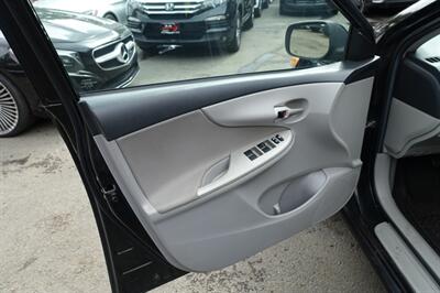 2012 Toyota Corolla LE - Photo 10 - Newark, NJ 07104