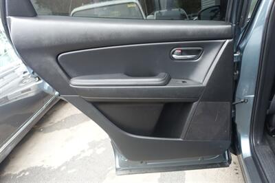 2010 Mazda CX-9 Touring   - Photo 12 - Newark, NJ 07104