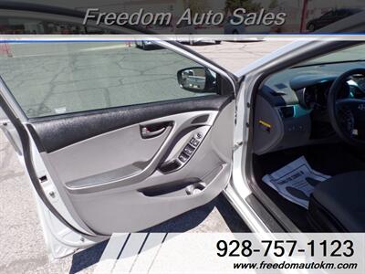 2015 Hyundai ELANTRA SE   - Photo 13 - Kingman, AZ 86409