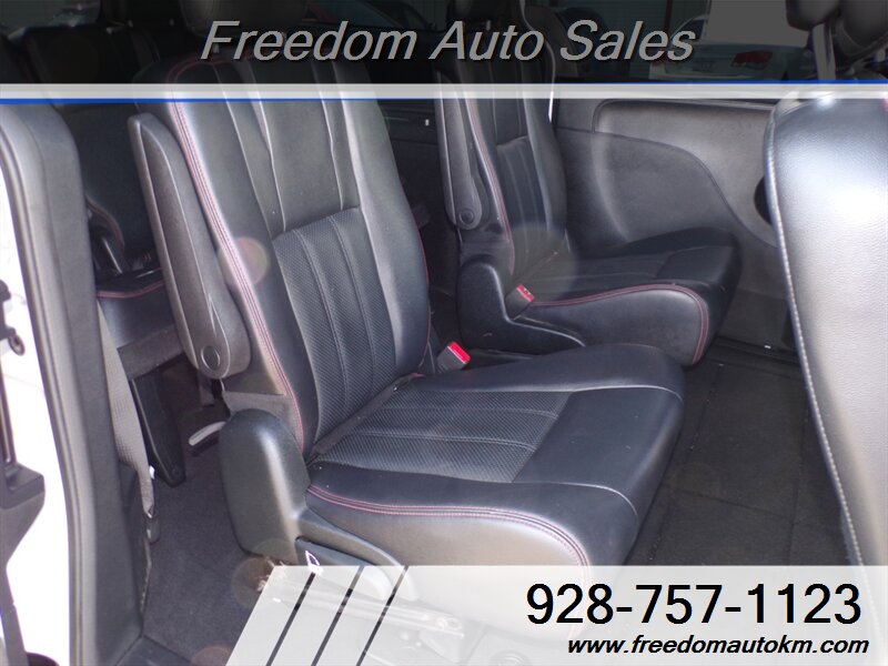 2018 Dodge Grand Caravan GT - Photo 13 - Kingman, AZ 86409