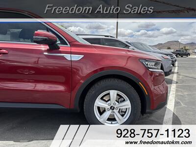 2023 Kia Sorento LX - Photo 16 - Kingman, AZ 86409