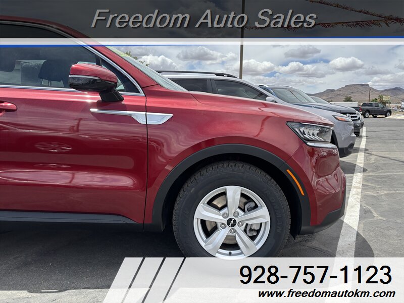 2023 Kia Sorento LX - Photo 16 - Kingman, AZ 86409
