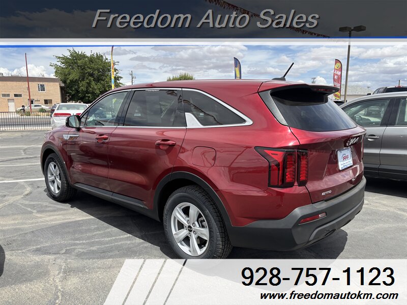 2023 Kia Sorento LX - Photo 13 - Kingman, AZ 86409