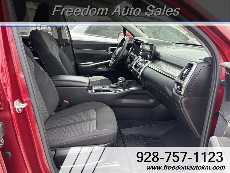 2023 Kia Sorento LX - Photo 11 - Kingman, AZ 86409