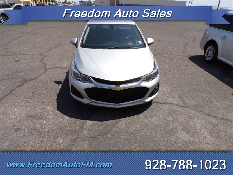 2019 Chevrolet Cruze LS  