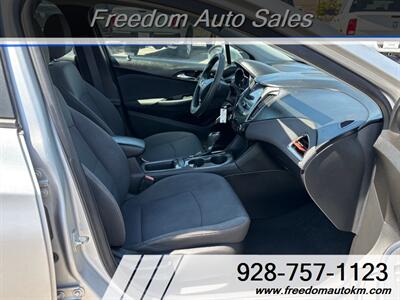 2019 Chevrolet Cruze LS   - Photo 12 - Kingman, AZ 86409