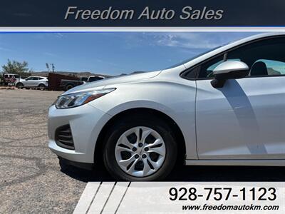 2019 Chevrolet Cruze LS   - Photo 17 - Kingman, AZ 86409
