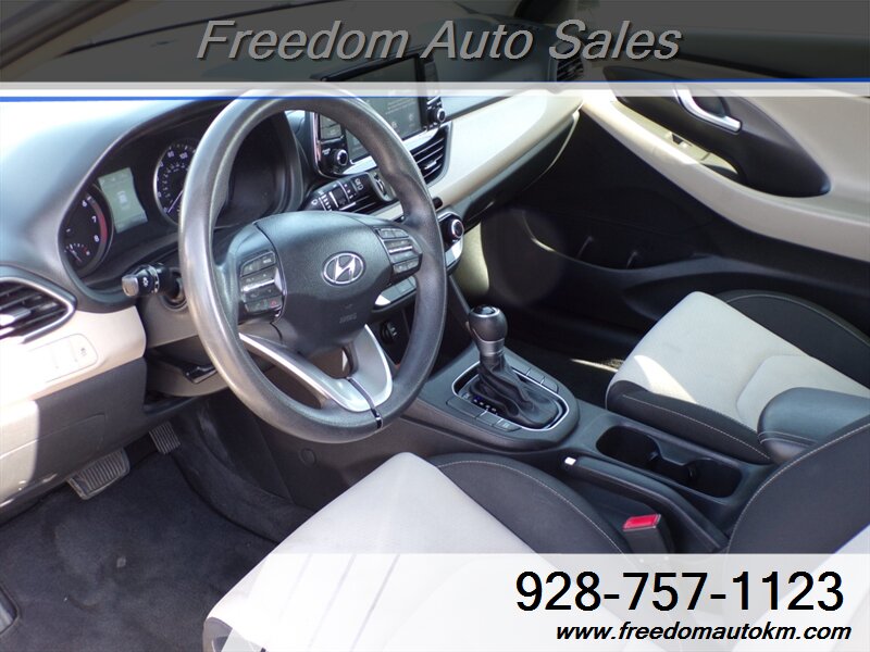 2019 Hyundai ELANTRA GT - Photo 8 - Kingman, AZ 86409
