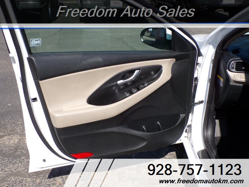 2019 Hyundai ELANTRA GT - Photo 7 - Kingman, AZ 86409