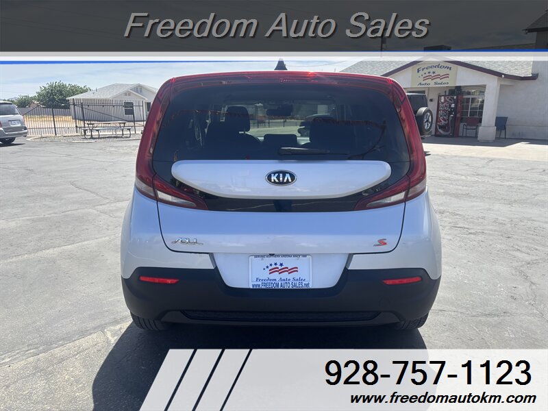 2020 Kia Soul S - Photo 3 - Kingman, AZ 86409