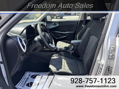 2020 Kia Soul S - Photo 5 - Kingman, AZ 86409