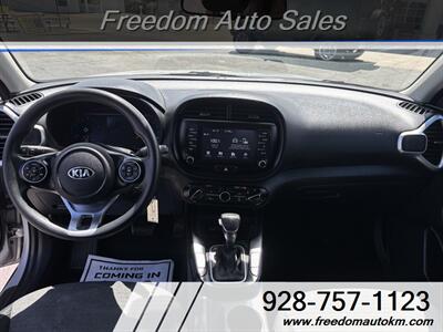 2020 Kia Soul S - Photo 8 - Kingman, AZ 86409