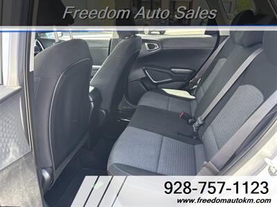 2020 Kia Soul S - Photo 7 - Kingman, AZ 86409