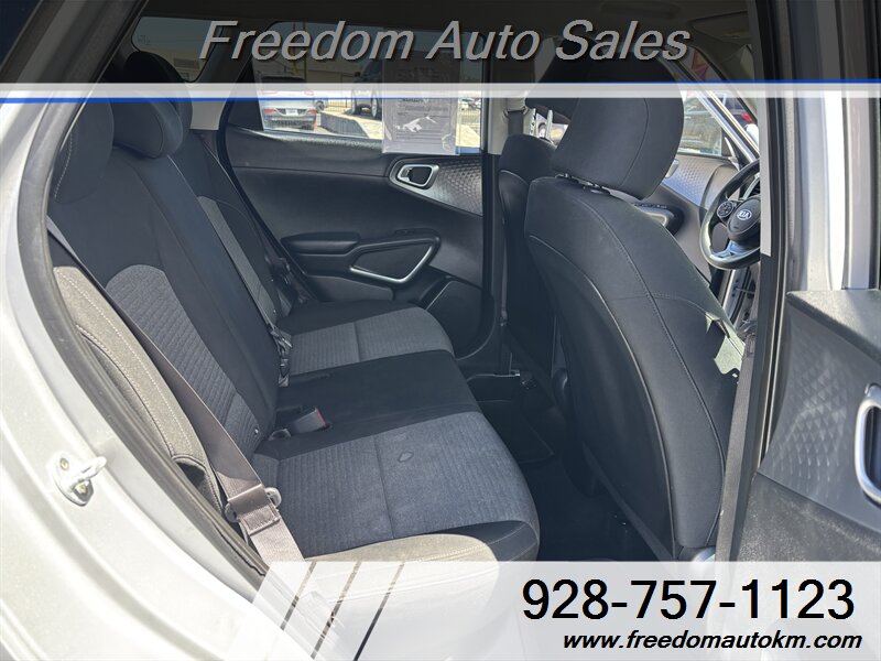 2020 Kia Soul S - Photo 11 - Kingman, AZ 86409