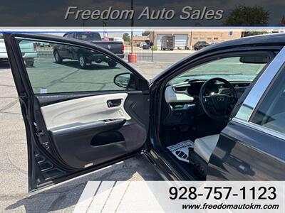 2015 Toyota Avalon Hybrid XLE Touring   - Photo 4 - Kingman, AZ 86409