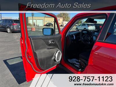 2017 Jeep Renegade Altitude   - Photo 4 - Kingman, AZ 86409